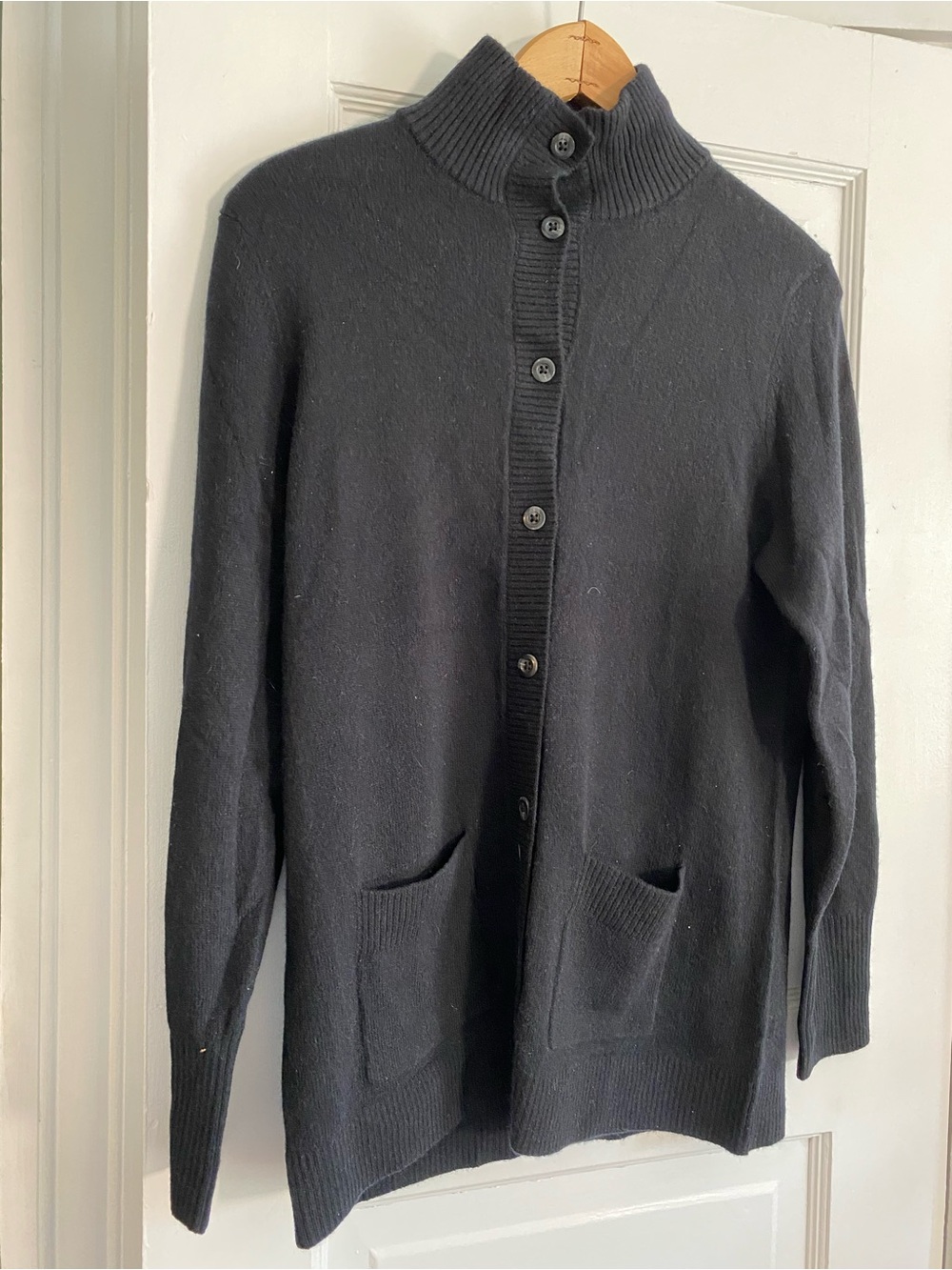 NWT Ll bean cashmere Black Button-Up Knit Sweater Cardigan size small